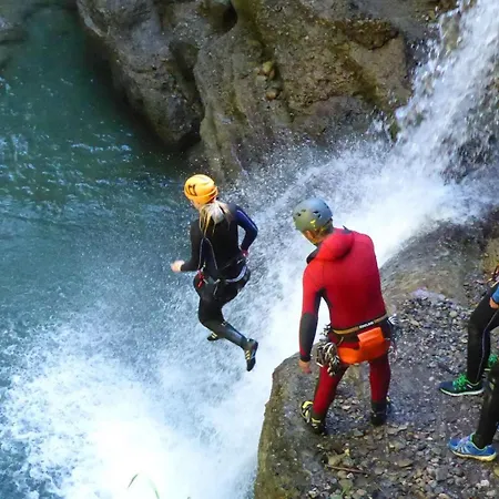 Haus Tauern Am Апартаменты *